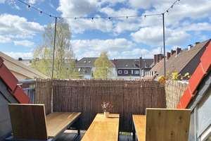 Attraktive Dachgeschosswohnung mit Dachterrasse in zentraler Lage von Harburg!