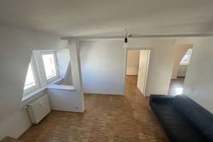 Befristet, teilmöbliert: DG-Maisonette mit 4 Zimmern, EBK, Nähe U-Bahn – Die vollständige Adresse der Immobilie erhältst du vom Anbieter., 70327 Wangen, Stuttgart – Vorschaubild 7