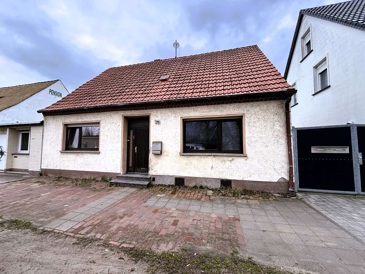 kleines Stadthaus mit Innenhof und Garten im Herzen von Coswig, Wittenberg Kreis – Bild 2