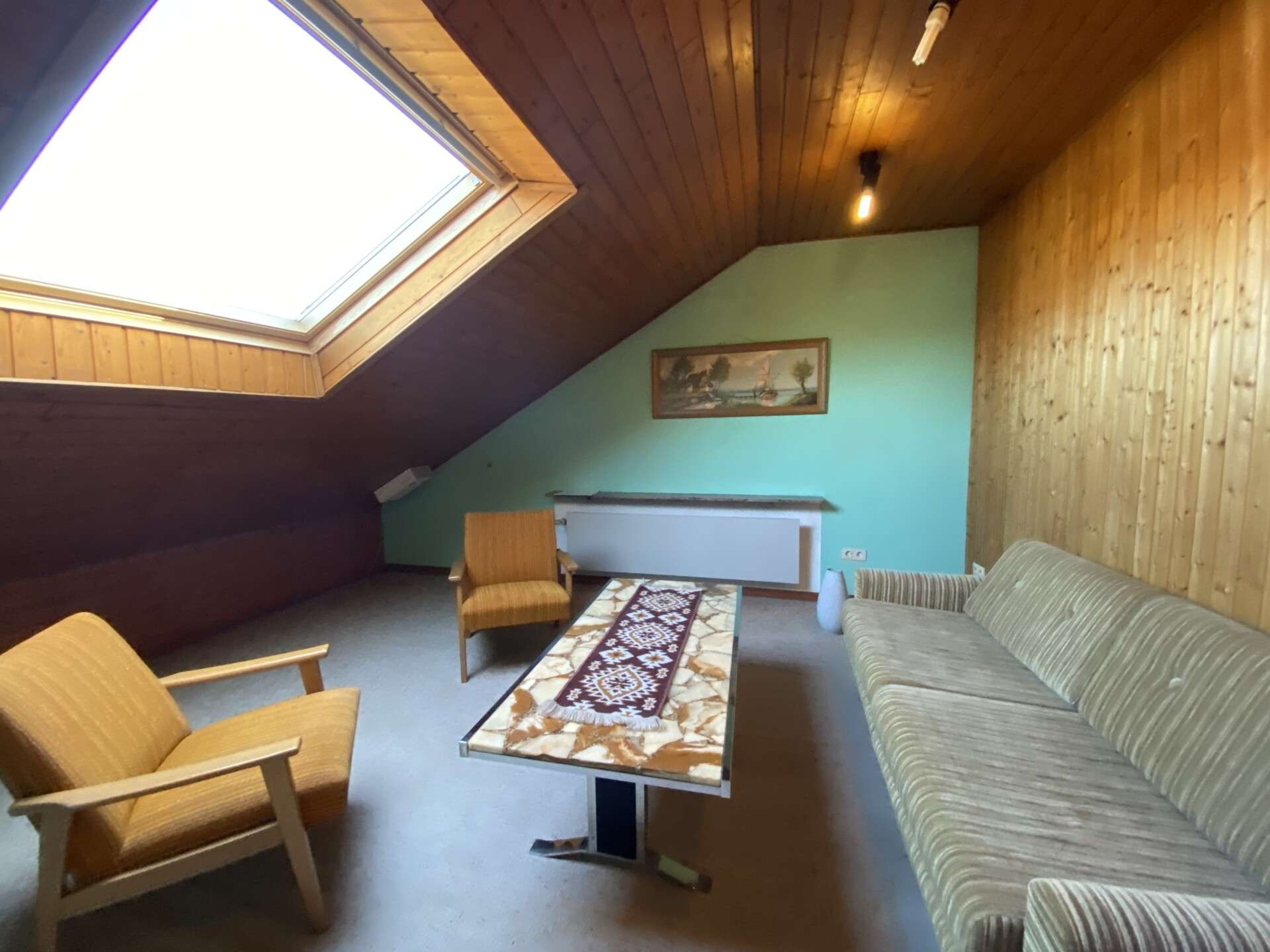 Immobilie in Andernach - Gepflegtes Einfamilienhaus mit ausreichend Wohnfläche, Wintergarten und Doppelgarage - Bild 1