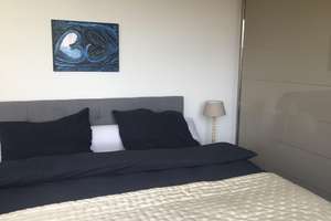 Exklusive, modernisierte und möblierte 2,5-Zimmer DG-Wohnung und Tiefgarage. – Karlsruhe Straße / Kurfürstendamm -, 10711 Halensee, Berlin – Vorschaubild 21