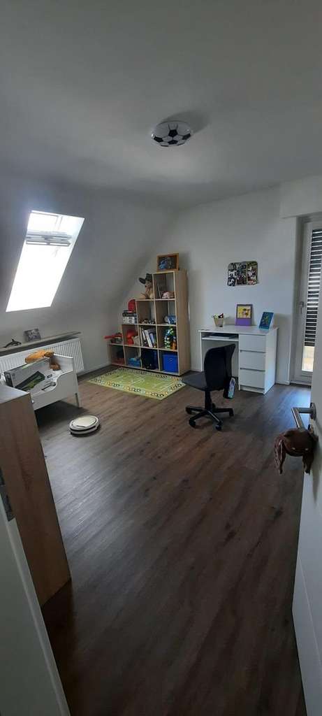 Immobilie in Heddesheim - 3 Zimmer Dachgeschosswohnung mit Balkon und Stellplatz - Bild 4