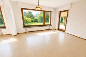 Charmantes Einfamilienhaus zum Sanieren -  DHH mit großzügigem Grundstück, sonnigem Garten und viel  – Die vollständige Adresse der Immobilie erhältst du vom Anbieter., 68219 Rheinau, Mannheim – Vorschaubild 7