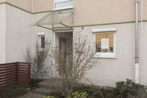 Reihenmittelhaus mit Garten und Kfz-Stellplatz in Dölau  – Halle (Saale) – Vorschaubild 1