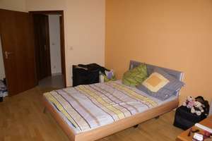 Provisionsfrei und mit neuer EBK: Helle, geräumige 2-Zimmer-Dachgeschosswohnung – 91056 Heiligenloh, Erlangen – Vorschaubild 4