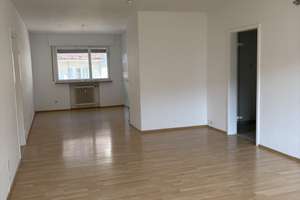Helle Wohnung mit 2 Balkonen und KFZ-Stellplatz in Stuttgart West – Die vollständige Adresse der Immobilie erhältst du vom Anbieter., 70195 Rotebühl, Stuttgart – Vorschaubild 3