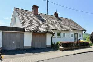 KLASSISCHES EINFAMILIENHAUS MIT WEITBLICK | KREUZTAL – Siegen-Wittgenstein (Kreis) – Vorschaubild 1