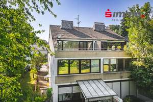 Laurensberg!
Bezugsfreies, geräumiges Appartement mit offener Galerie und Balkon