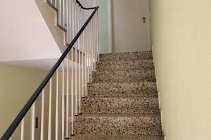 Gut geschnittene, 2-Zimmer-Whg. mit Balkon/ Südlage im 2. OG eines ruhigen  7- FH m. PKW  Garage – Bitterstraße 102, 50769 Worringen, Köln – Vorschaubild 3