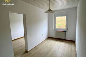 Ruhig wohnen in Zwätzen – gut geschnittene 4-Raum-Wohnung – Die vollständige Adresse der Immobilie erhältst du vom Anbieter., 7743 Zwätzen, Jena – Vorschaubild 5