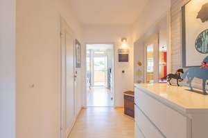 Ihr neuer Wohntraum in Kiel-Hassee – Großzügige 3-Zimmer-Wohnung mit Stellplatz und Aufzug – Die vollständige Adresse der Immobilie erhältst du vom Anbieter., 24113 Hassee, Kiel – Vorschaubild 2