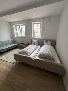 Modern möblierte 1-Zimmer Wohnung, Erstbezug in TOP Lage, kurzfristige Vermietung auch möglich