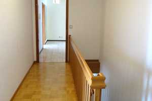 Sifi: 1-2-Fam.-Haus am Wald, Aussicht, EBK, Doppelgarage, ELW für Freiberufler oder Pflegepersonal – Böblingen (Kreis) – Vorschaubild 14