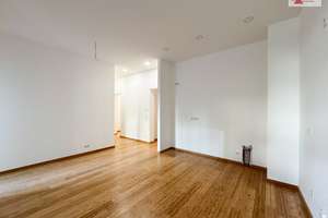 1 MONAT KALTMIETFREI! Balkon und Fußbodenheizung - neu sanierte 3,5-Raum-Wohnung in Chemnitz – Pestalozzistraße 19, 9130 Sonnenberg, Chemnitz – Vorschaubild 1