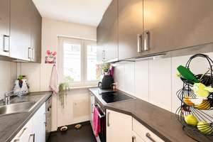 Moderne 2,5-Zimmer-Maisonettewohnung mit traumhaftem Garten in München-Feldmoching/Hasenbergl – Die vollständige Adresse der Immobilie erhältst du vom Anbieter., 80935 Lerchenau-Ost, München – Vorschaubild 9