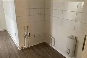 Wo das Leben so spielt - sanierte 2-Zimmer-Wohnung, ab dem 12.06.2026 anmietbar! – Kronsforder Allee 58, 23560 Sankt Jürgen, Lübeck – Vorschaubild 4
