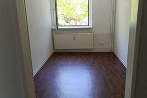 Helle 3-Zimmer-Wohnung mit Balkon im 1. OG in Hannover-Mühlenberg – Die vollständige Adresse der Immobilie erhältst du vom Anbieter., 30457 Mühlenberg, Hannover – Vorschaubild 4
