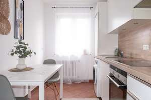 Sehr schöne helle Wohnung in Bestlage – 64285 Mitte, Darmstadt – Vorschaubild 4