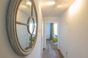 Vollmöbliertes, helles, modernes Apartment in Düsseldorf-Pempelfort/Mitte