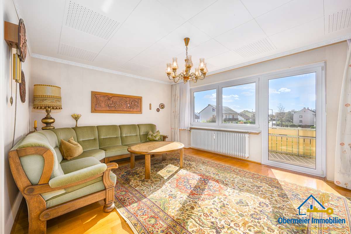 Immobilie in Schwandorf - Sehr gepflegtes Zweifamilienhaus mit Doppelgarage - Bild 2