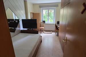 Viel Platz für den Alltag in einer 5-Zimmer-Wohnung in Düsseldorf Eller – Rütgerstraße 14, 40229 Eller, Düsseldorf – Vorschaubild 10