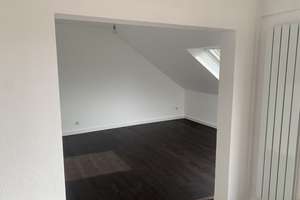 Großzügige 4-Zimmer Maisonettwohnung im Dachgeschoss in Gadderbaum – Die vollständige Adresse der Immobilie erhältst du vom Anbieter., 33617 Gadderbaum, Bielefeld – Vorschaubild 3
