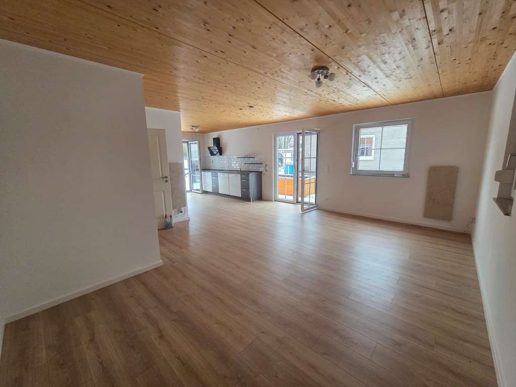 Immobilie in Steinhausen an der Rottum - Kompaktes 1- bis 2-Parteienhaus mit Charakter bei Steinhausen / Rottum gelegen - Bild 3