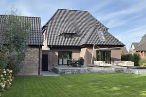 RESERVIERT! PERFEKTE VERSCHMELZUNG EINES KLASSIKERS MIT DER MODERNE - WOHNEN AUF NEUBAU NIVEAU