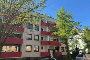 2.OG, 2 Zimmer, 2 Loggien, Hausgarage und Mansarde