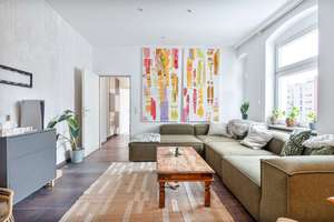 Lichtdurchflutete Maisonette mit Stil – Großzügiges Dachgeschossrefugium im ruhigen Hinterhaus