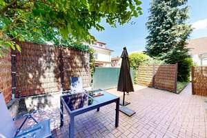 Familienfreundliche Doppelhaushälfte mit Wintergartenbalkon und Garten – mitten in Pirmasens – Die vollständige Adresse der Immobilie erhältst du vom Anbieter., 66955 Pirmasens, Pirmasens – Vorschaubild 23