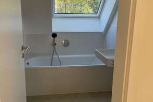 2,5 Zimmer Dachgeschoss Wohnung mit Dachterrasse in München-Solln (am Isar-Hochufer) – Heilmannstr. 31B, 81479 Thalkirchen, München – Vorschaubild 7