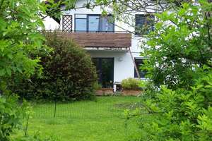 Freistehendes Einfamilienhaus in Weßling mit großem Garten – Die vollständige Adresse der Immobilie erhältst du vom Anbieter., 82234 Weßling – Vorschaubild 1