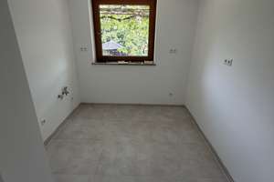 Familientraum mit Garten: frisch sanierte 4-Zimmerwohnung in Nürnberg – Germersheimer Straße 175, 90469 Trierer Straße, Nürnberg – Vorschaubild 2