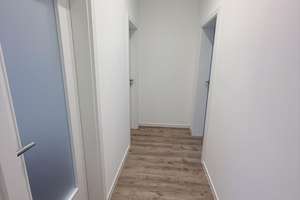 Frisch sanierte 2-Raum-Wohnung mit Einbauküche, Bad mit Wanne,  & Carport-Stellplatz – Die vollständige Adresse der Immobilie erhältst du vom Anbieter., 6246 Bad Lauchstädt – Vorschaubild 9