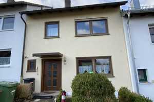Familienfreundliches Reihenmittelhaus mit Garten – Weißenburg-Gunzenhausen (Kreis) – Vorschaubild 1