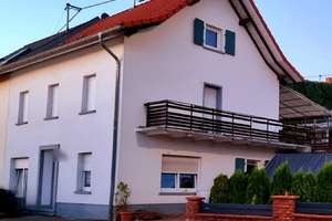 Losheim am See: Einfamilienhaus in ruhiger Lage mit Garten! – Die vollständige Adresse der Immobilie erhältst du vom Anbieter., 66679 Losheim am See – Vorschaubild 1
