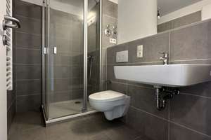 Helle 3-Zimmerwohnung * 3.OG * Einbauküche * 2 Bäder * Balkon zum Innenhof * im grünen Alt-Treptow – Kiefholzstr. 25, 12435 Alt-Treptow, Berlin – Vorschaubild 14