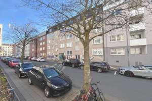 Geräumige 2-Zimmer-Dachgeschoss-Wohnung im Herzen von
Aachen