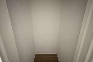 Willkommen Zuhause: 2-Zimmer-Wohnung in Sachsenhausen – Darmstädter Landstr. 219, 60598 Sachsenhausen-Süd, Frankfurt am Main – Vorschaubild 1