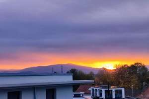 Exklusive 4-Zimmer-Attikawohnung mit traumhafter Aussicht in Bahlingen – Die vollständige Adresse der Immobilie erhältst du vom Anbieter., 79353 Bahlingen am Kaiserstuhl – Vorschaubild 2