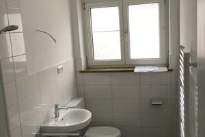 Achtung Handwerkerwohnung – Bauerweg 16, 70435 Zuffenhausen-Schützenbühl, Stuttgart – Vorschaubild 2