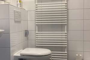 Frisch renovierte 3-Zimmer-Wohnung mit Balkon – Alwin-Lonke-Str. 34, 28719 Burg-Grambke, Bremen – Vorschaubild 2