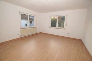 Vermietetes Mehrfamilienhaus mit Renovierungsbedarf in guter Lage in Nürnberg – Die vollständige Adresse der Immobilie erhältst du vom Anbieter., 90411 Marienberg, Nürnberg – Vorschaubild 11