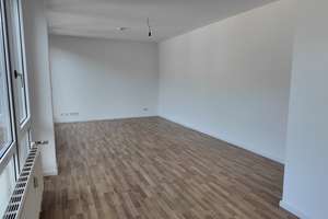 Große 1-Zimmer-Wohnung mit Balkon zur Miete in Köln Dellbrück! – Bergisch-Gladbacher-Straße 1161, 51069 Dellbrück, Köln – Vorschaubild 3