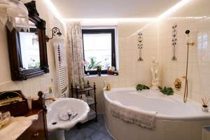 WI-Kloppenheim: das gibt es nur ganz selten - Top gepflegtes historisches Haus mit Pool – Die vollständige Adresse der Immobilie erhältst du vom Anbieter., 65207 Kloppenheim, Wiesbaden – Vorschaubild 4
