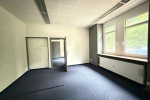 Ideal für Handwerksbetriebe: Wohn- & Geschäftshaus mit Werkstattbereich, Garagen & Außenstellflächen – Die vollständige Adresse der Immobilie erhältst du vom Anbieter., 95028 Innenstadt, Hof – Vorschaubild 6