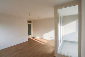 Helle 2-Zimmer-Wohnung mit Balkon im Kirchsteigfeld – Potsdam – Vorschaubild 3