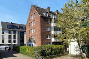 2023 Kernsanierte Dachgeschosswohnung mit vier Zimmern in Düsseldorf – Zeppelinstraße 24, 40231 Eller, Düsseldorf – Vorschaubild 2