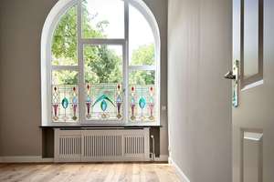 Kiel-Ravensberg, komplett sanierte, wunderschöne 3-Zimmer-Altbauwohnung mit Loggia im EG, vermietet